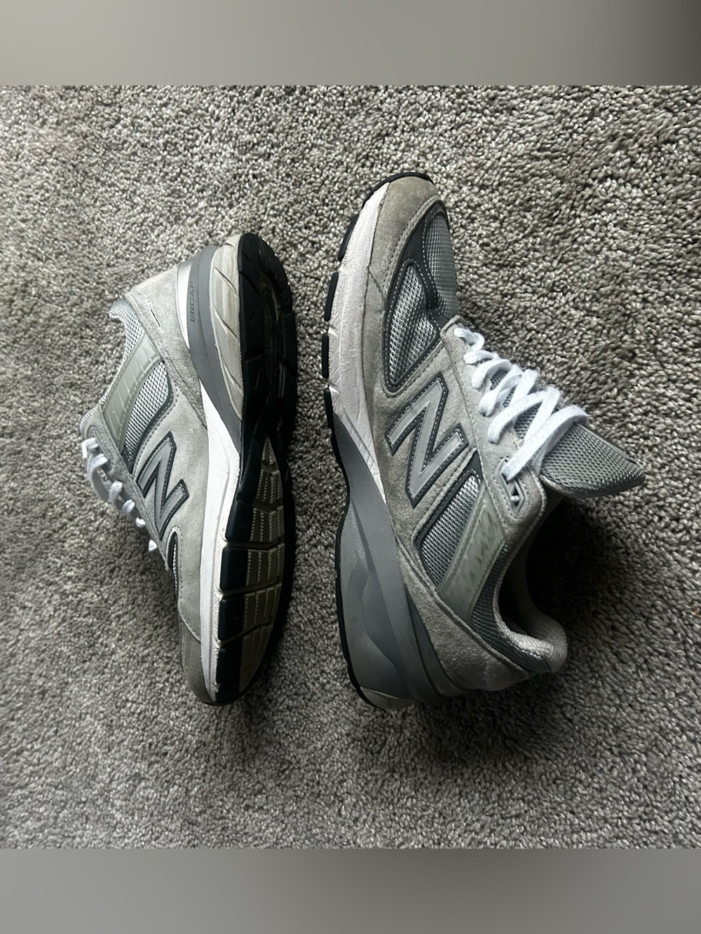 New Balance 990v5 Men's Gray & White US 10.5